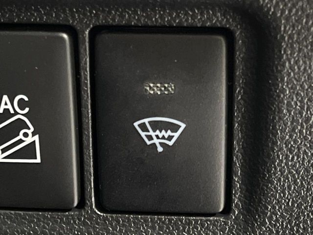 TOYOTA PIXIS JOY 4WD 2017 Image 31