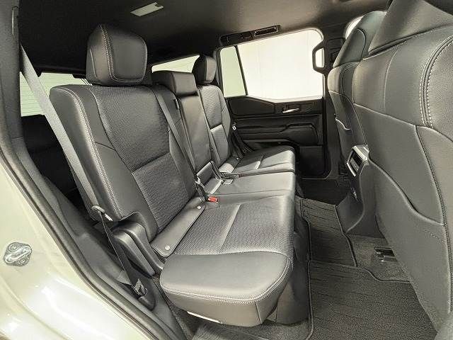 TOYOTA LANDCRUISER 250 2025 Image 31