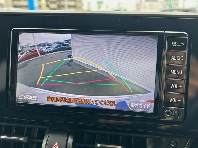 TOYOTA C-HR 2017 Image 31