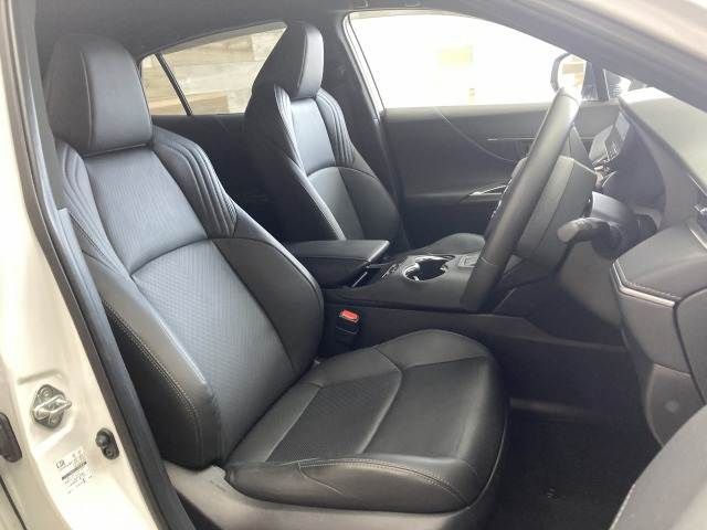 TOYOTA HARRIER HYBRID 2023 Image 31