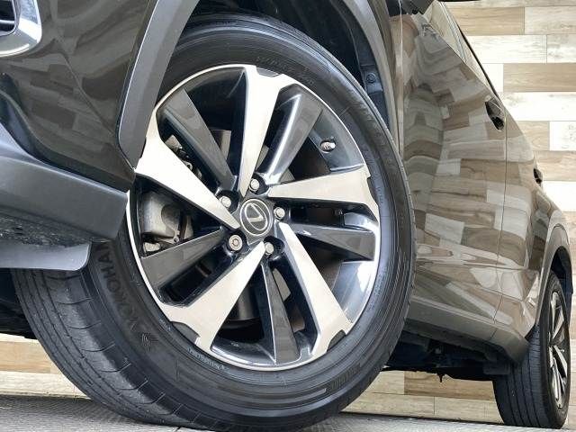 TOYOTA LEXUS NX300H 2019 Image 31