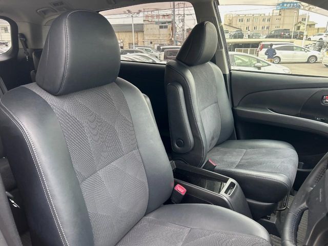 TOYOTA ESTIMA 2015 Image 31