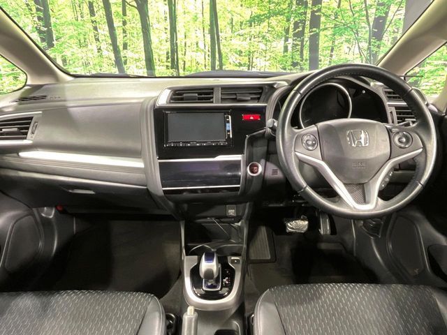 HONDA FIT HYBRID 4WD 2015 Image 31