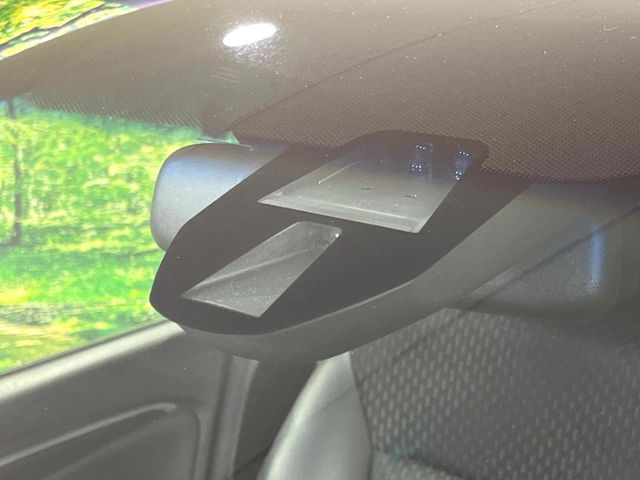 HONDA FIT HYBRID 4WD 2015 Image 31