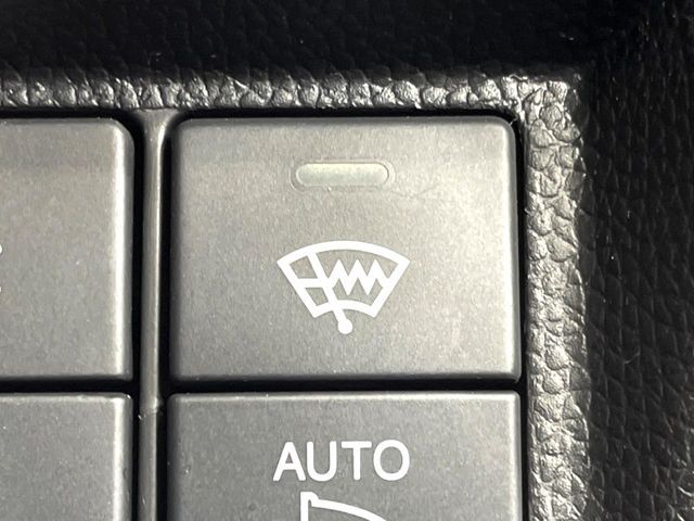 HONDA FIT HYBRID 4WD 2015 Image 31