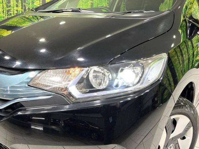 HONDA FIT HYBRID 4WD 2015 Image 31