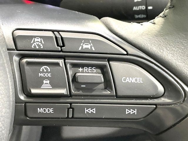 TOYOTA YARIS CROSS HYBRID 2025 Image 31