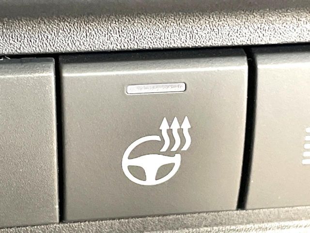 TOYOTA YARIS CROSS HYBRID 2025 Image 31