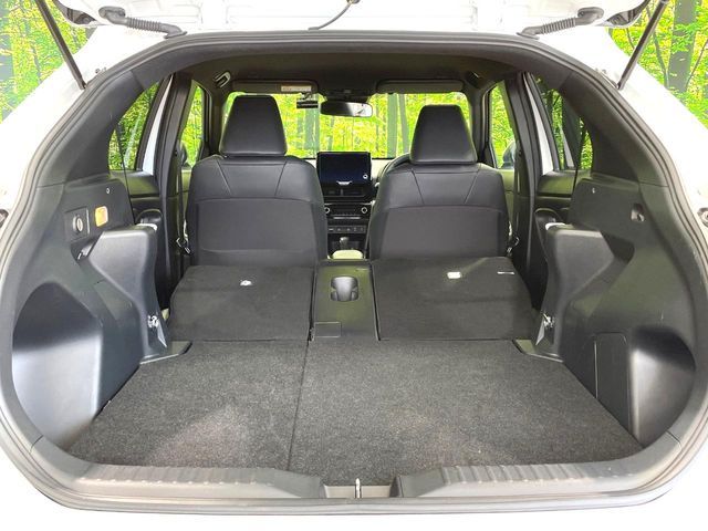 TOYOTA YARIS CROSS HYBRID 2025 Image 31