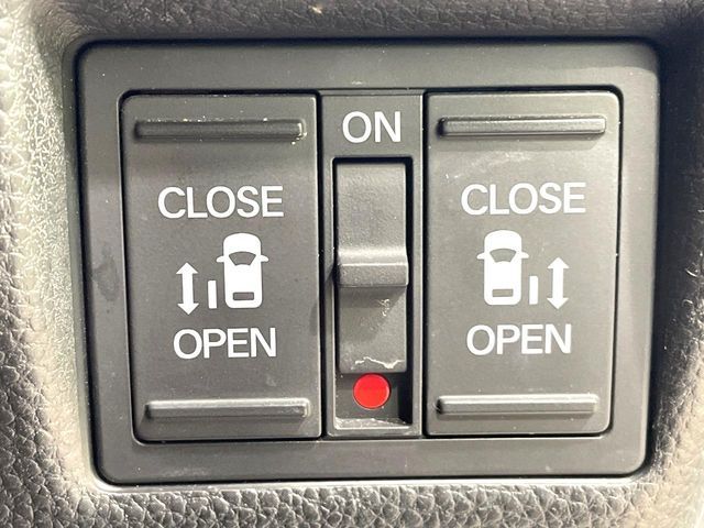 HONDA N BOX CUSTOM 2020 Image 31