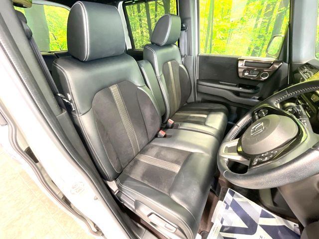 HONDA N BOX CUSTOM 2020 Image 31