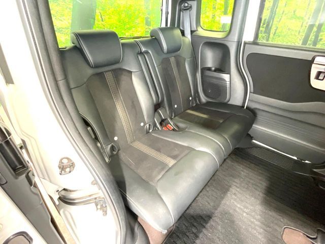 HONDA N BOX CUSTOM 2020 Image 31