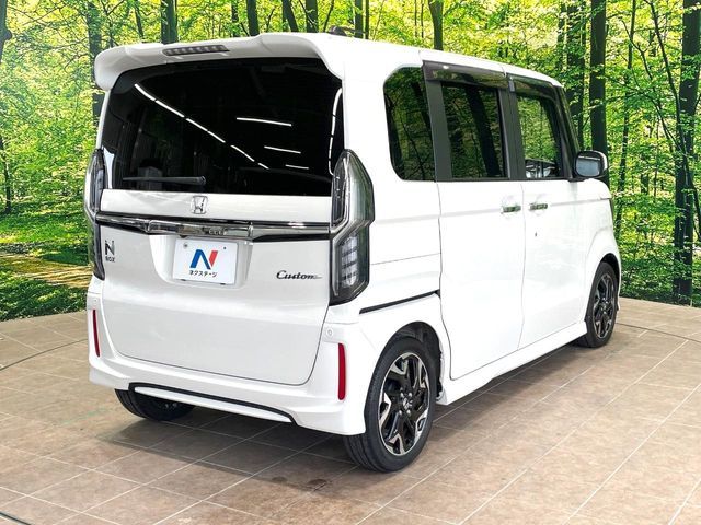 HONDA N BOX CUSTOM 2020 Image 31
