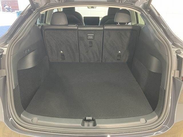 TESLA MODEL Y 2023 Image 31