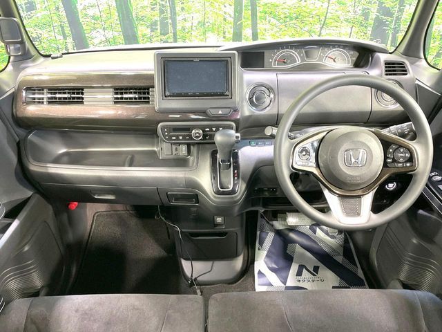 HONDA N BOX CUSTOM 2020 Image 31