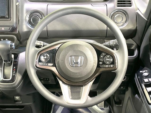 HONDA N BOX CUSTOM 2020 Image 31