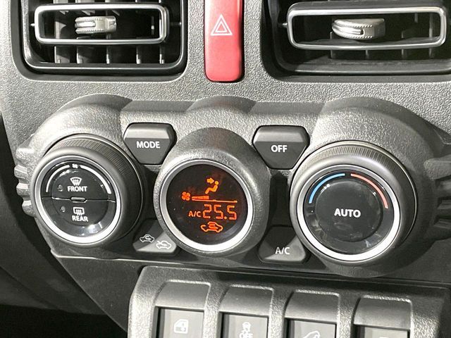 SUZUKI JIMNY NOMADE 2026 Image 31