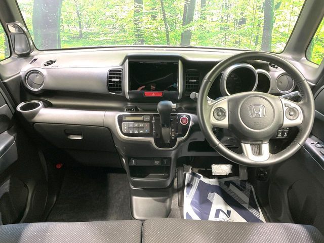 HONDA N BOX 2015 Image 31