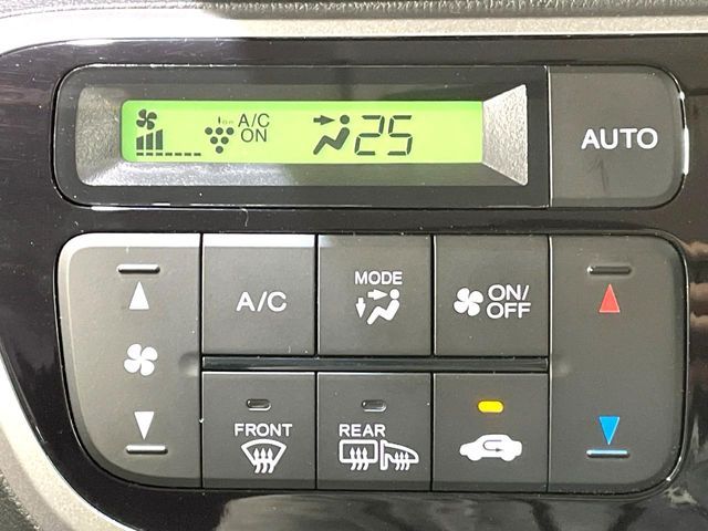 HONDA N BOX 2015 Image 31