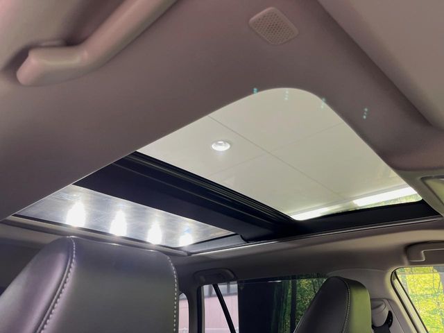 TOYOTA RAV4 HYBRID 4WD 2023 Image 31