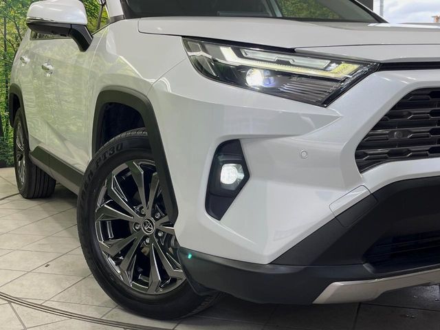 TOYOTA RAV4 HYBRID 4WD 2023 Image 31