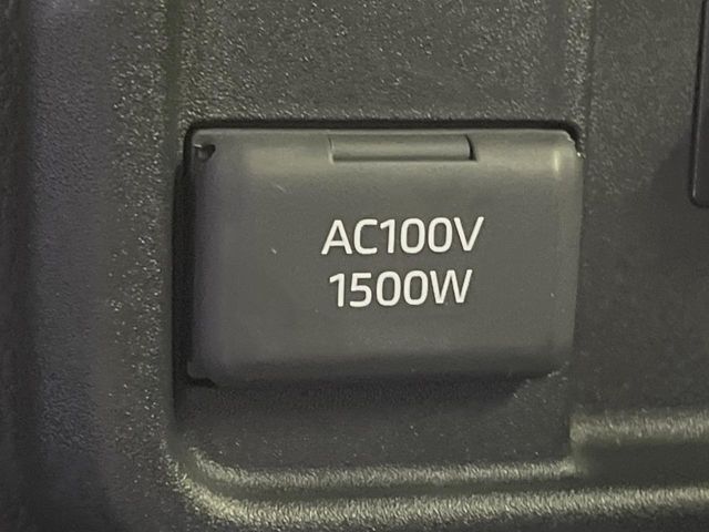 TOYOTA SIENTA HYBRID 2023 Image 31