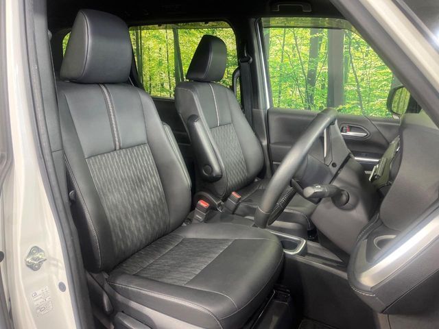 TOYOTA NOAH HYBRID 4WD 2022 Image 31