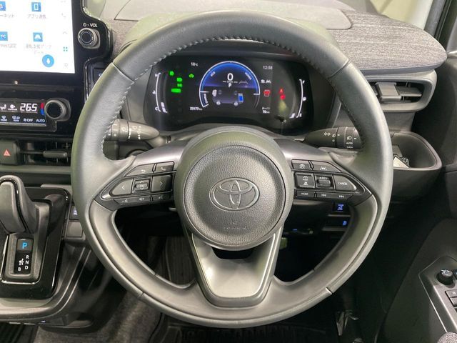 TOYOTA SIENTA HYBRID 2023 Image 31