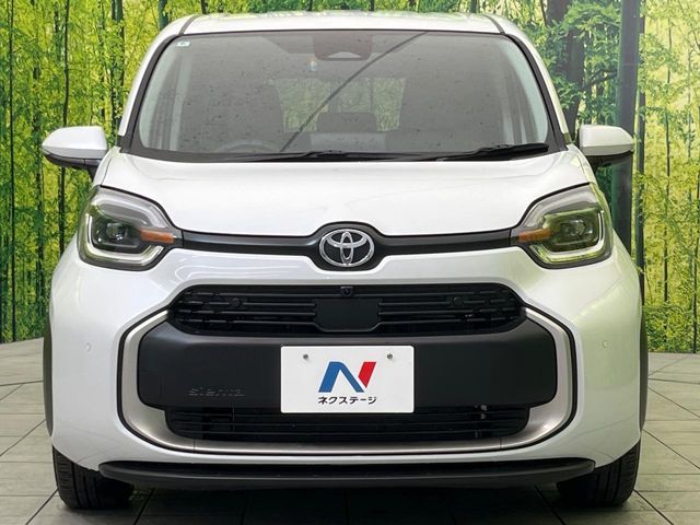 TOYOTA SIENTA HYBRID 2025 Image 31
