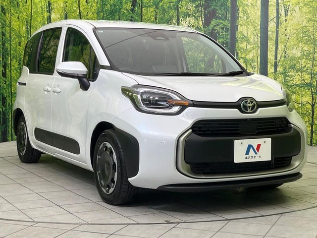 TOYOTA SIENTA HYBRID 2025 Image 31