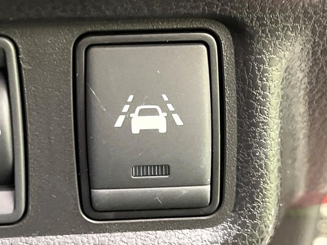 NISSAN NOTE 2017 Image 31