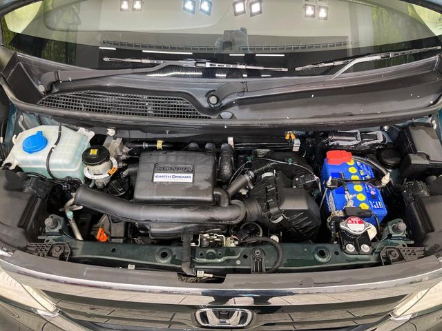 HONDA N BOX 2018 Image 31