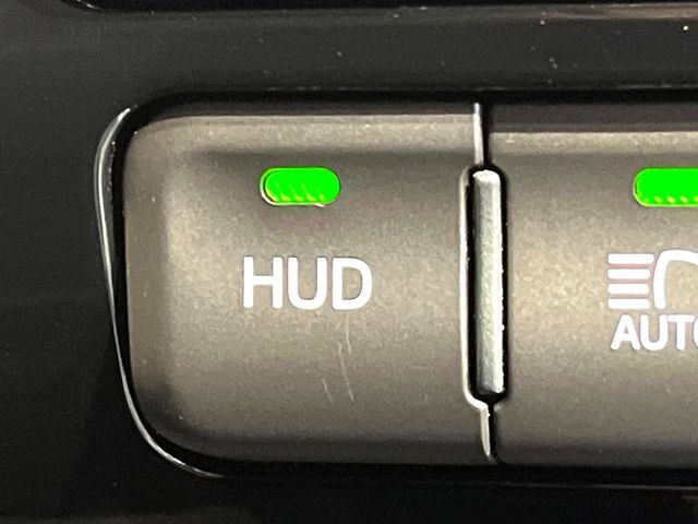 TOYOTA PRIUS 2017 Image 31