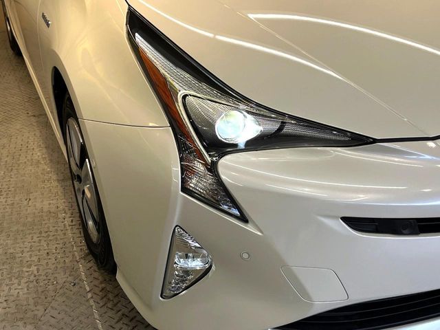 TOYOTA PRIUS 2017 Image 31