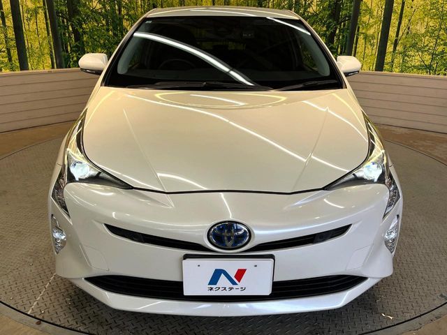 TOYOTA PRIUS 2017 Image 31