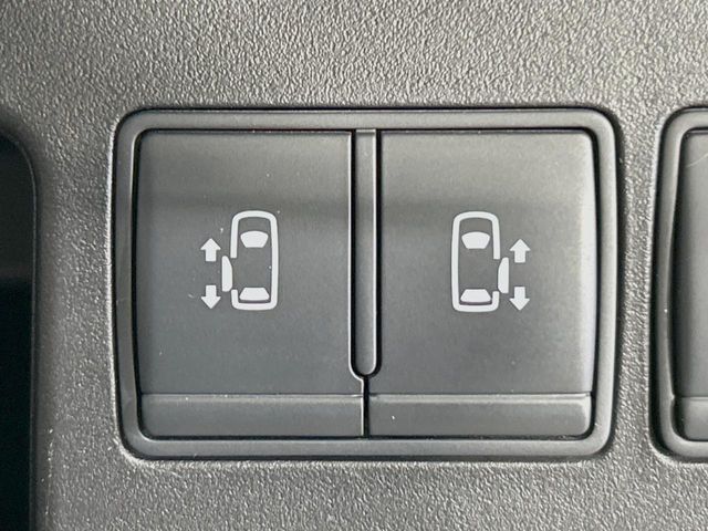 NISSAN SERENA  S-HYBRID 2013 Image 31