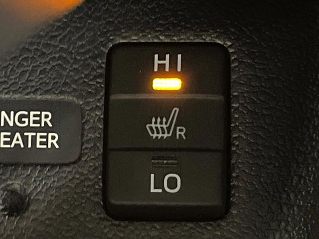 TOYOTA PRIUS 2016 Image 31