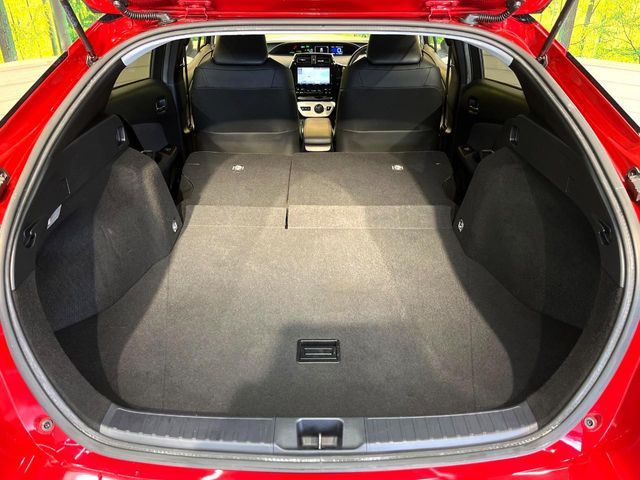 TOYOTA PRIUS 2016 Image 31