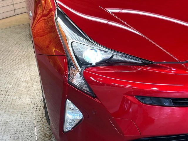 TOYOTA PRIUS 2016 Image 31