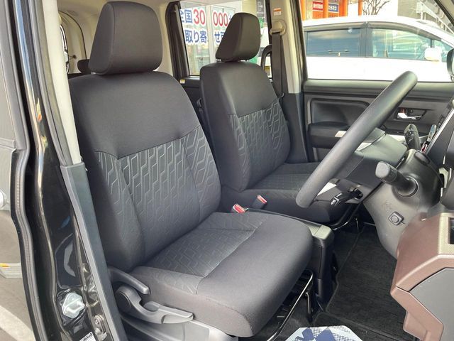 TOYOTA ROOMY 2019 Image 31