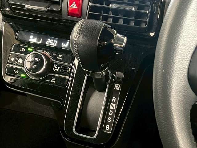 DAIHATSU TANTO CUSTOM 2021 Image 31