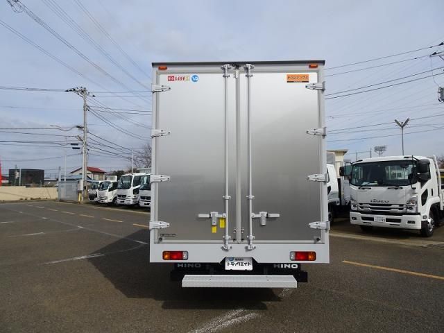 HINO DUTRO 2025 Image 31