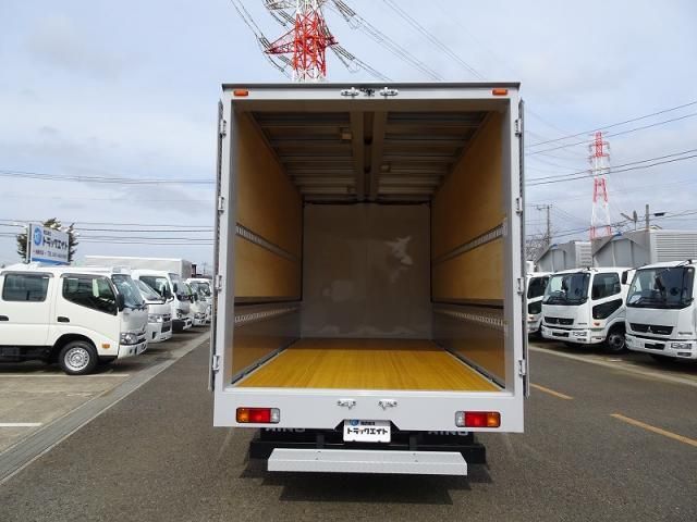 HINO DUTRO 2025 Image 31