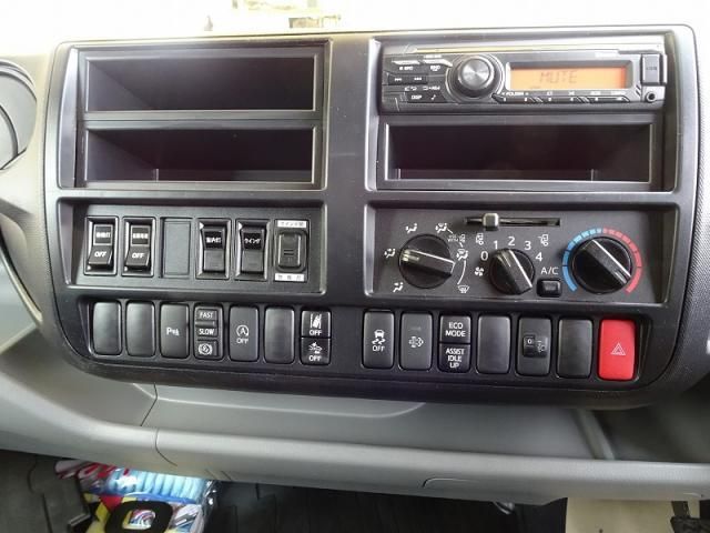 HINO DUTRO 2025 Image 31