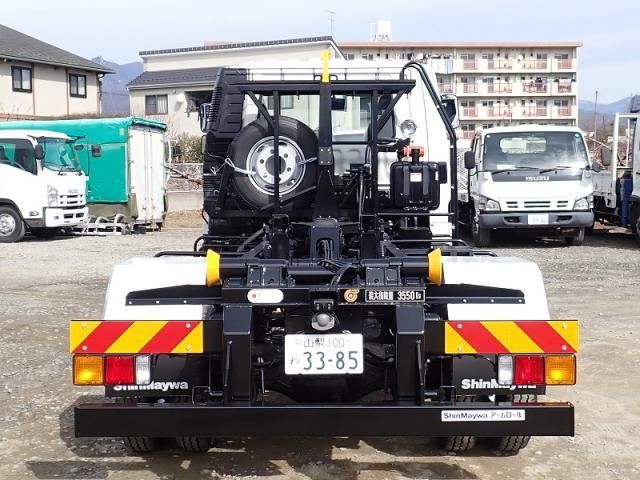 MITSUBISHI FUSOU FIGHTER 2025 Image 31