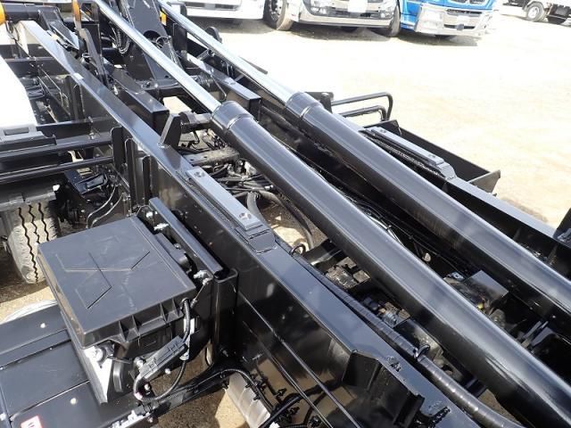 MITSUBISHI FUSOU FIGHTER 2025 Image 31