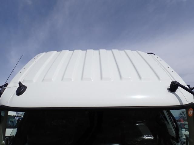 MITSUBISHI FUSOU FIGHTER 2025 Image 31