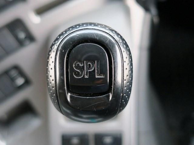 NISSAN DIESEL QUON 2016 Image 31