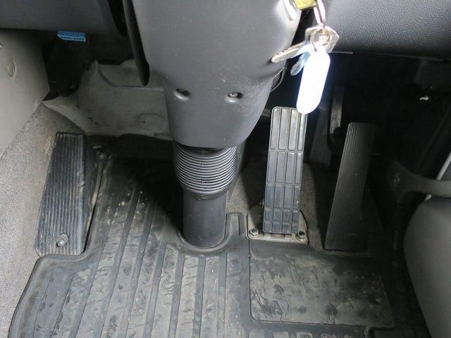 NISSAN DIESEL QUON 2016 Image 31