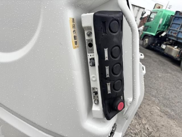 ISUZU ELF 2009 Image 31